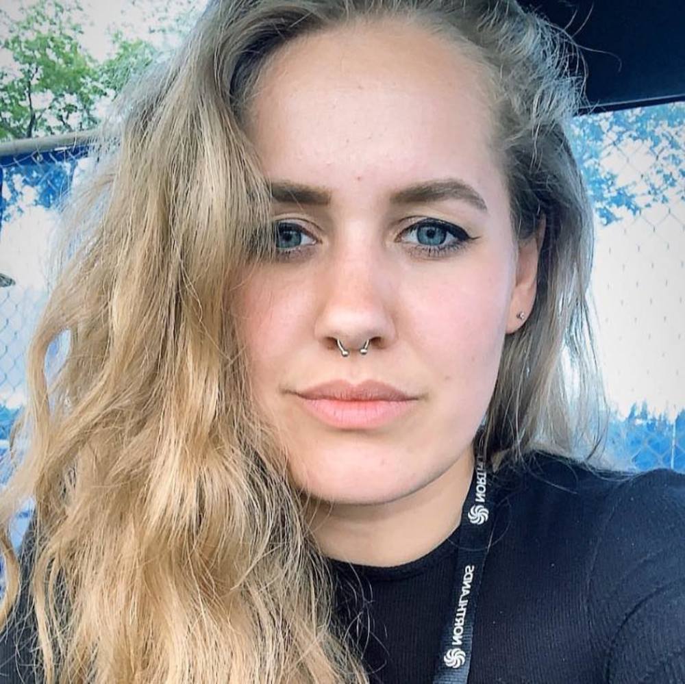 Meet your Posher, Ria